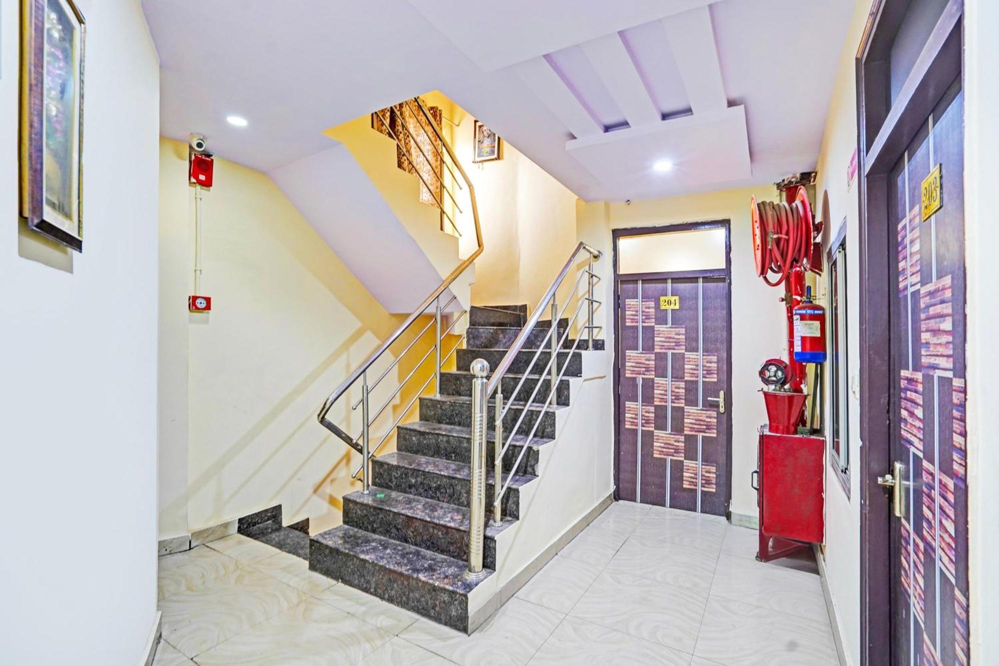 Super Hotel O Charbagh Formerly Khalsa Inn Lucknow Eksteriør bilde